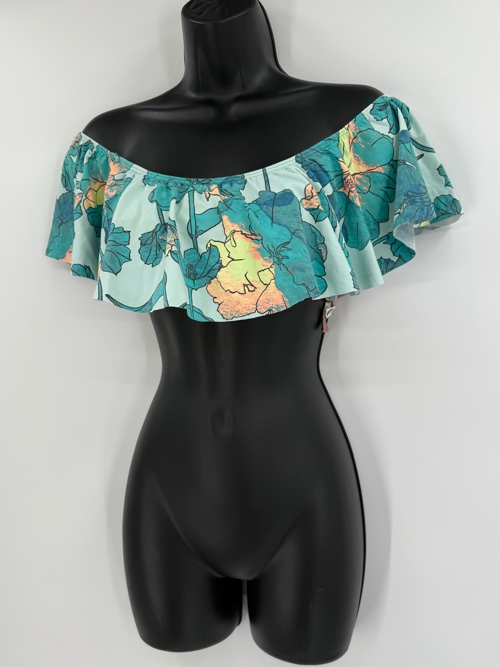 Maaji Off Shoulder Flounce Bikini Top | Multicolor | Medium